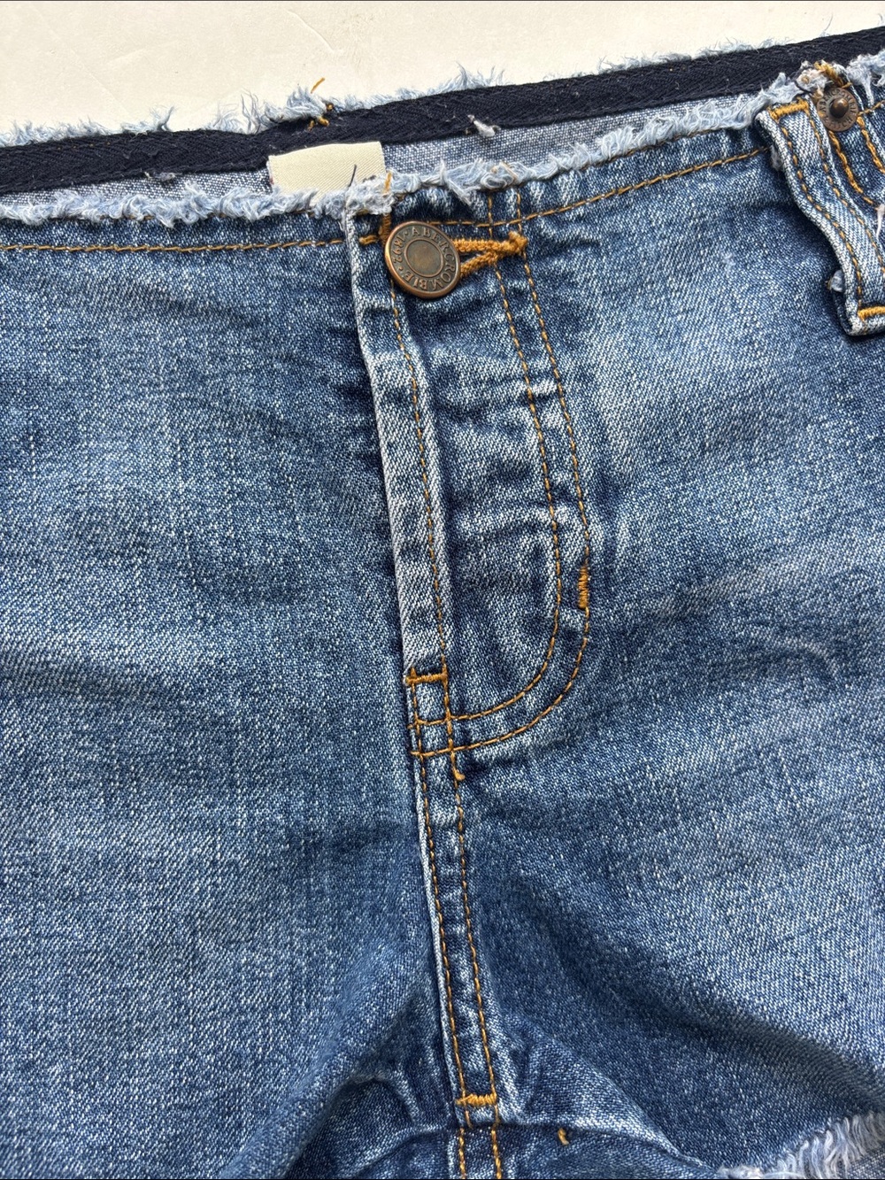 Vintage Abercrombie & Fitch Y2K Hot Low Rise Distressed Short Denim Baddie Sexy - Picture 8 of 17